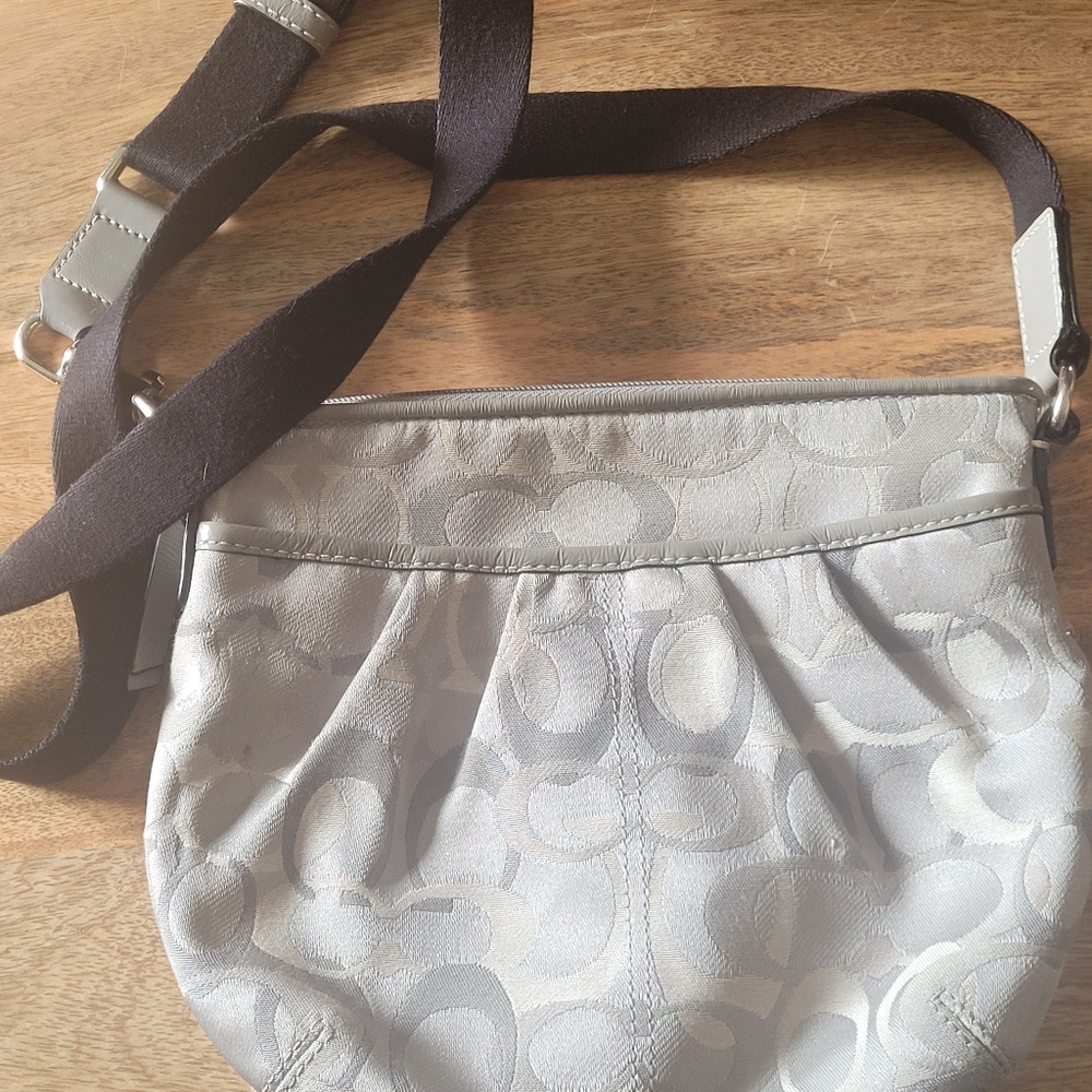 Coach crossbody purse Gray